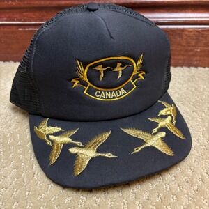 Vintage Canada‎ Embroidered Ducks Trucker Hat Black Snapback Cap